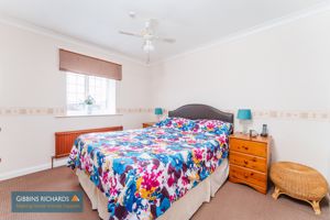 Bedroom- click for photo gallery